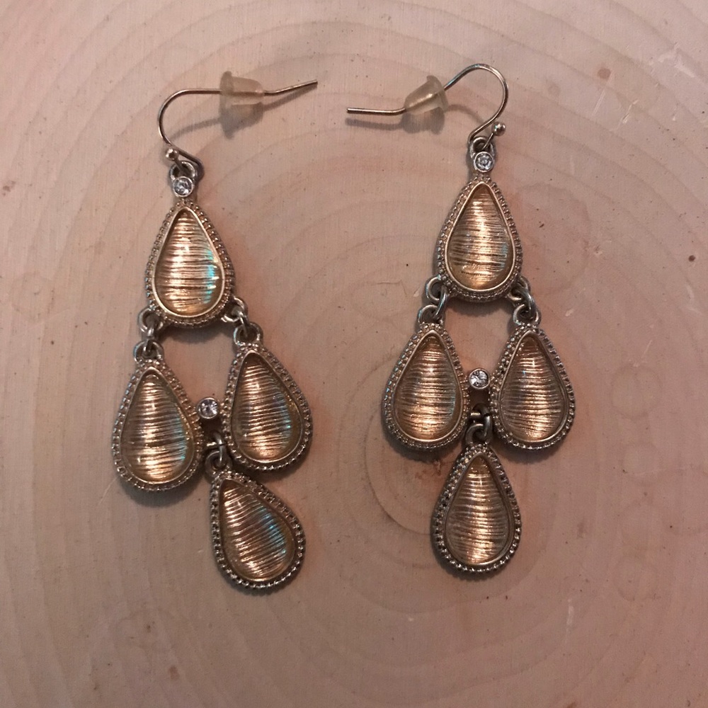 Francesca’s Gold teared earrings